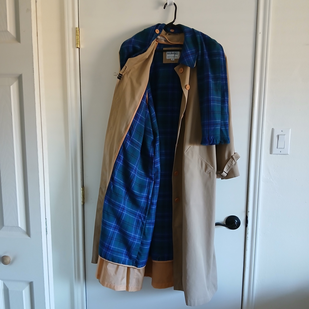 Beige Trench Coat with Blue Plaid Interior Removable Liner, Collar And Scarf.